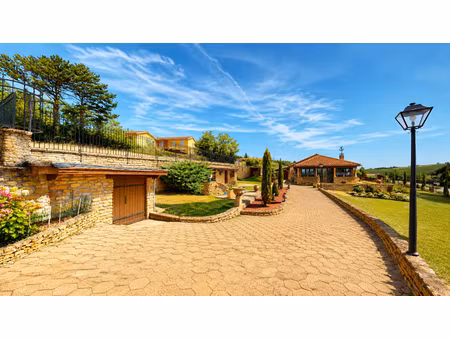 maison saint jean des vignes 5 pièces 130 m² avec 2000 m² de terrain