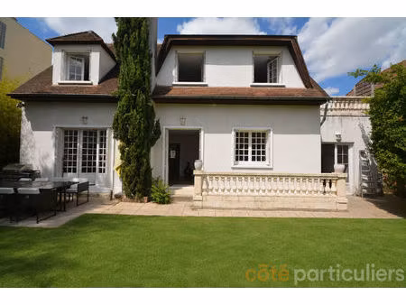 maison saint maur 6 pièce(s) 170 m2 4 ch