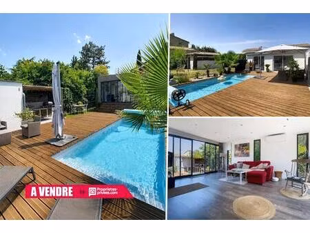 charmante maison entièrement rénovée avec piscine  studio indépendant et garage