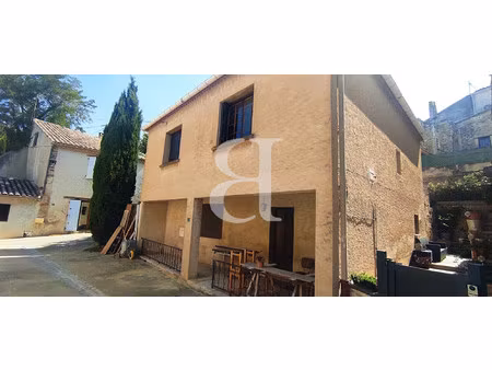 maison au coeur du village de visan