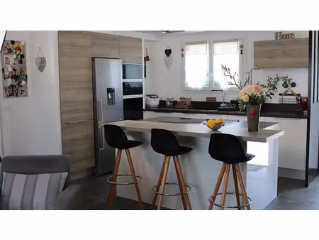 location maison 4 pièces 72 m² à villenave-d’ornon (33140)