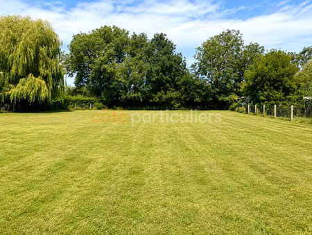 terrain constructible au coeur de montmartin-sur-mer