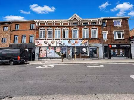 imm.rapport - commerce - 3 appartements - 5000 € revenu loc