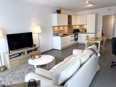 appartement neuf 1ch + parking - centre de nivelles