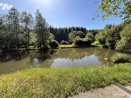 terrain 85110 m² champ du boult
