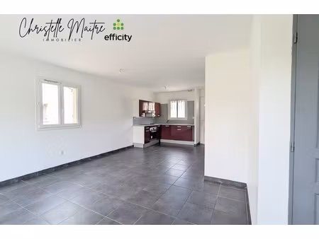 maison 4 pièces - 77 m²