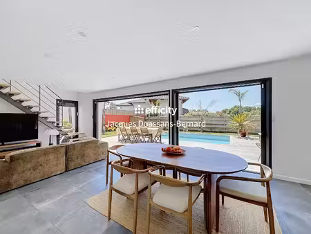 maison 4 pièces - 108 m²
