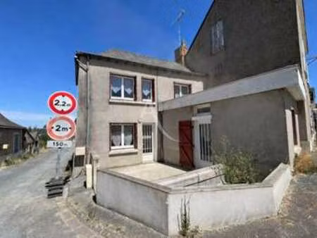 location maison à andigné (49220) : à louer / 82m² andigné