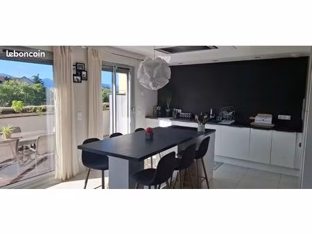 appartement 4 pièces 104m²