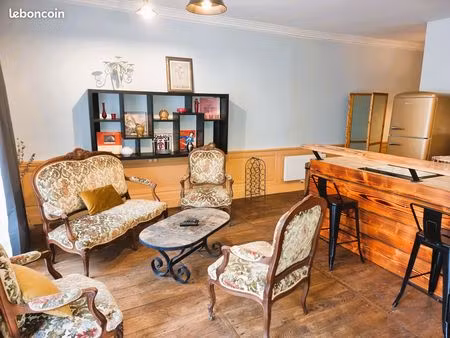appartement meublé t2 - centre ville bellac - parking privé