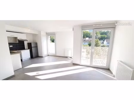 sucy en brie f4 terrasse balcons