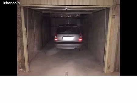 garage / box 16m2 villeurbanne grand clément