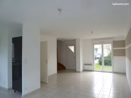 maison st nazaire-st marc sur mer