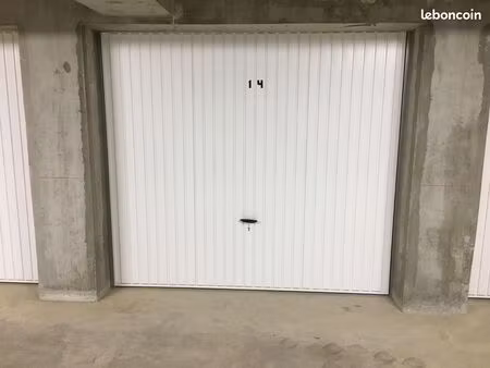 garage/box sécurisé 15m2
