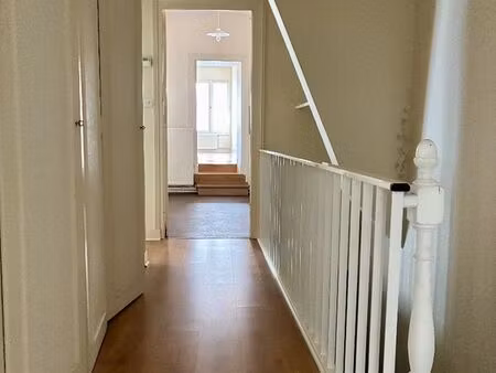 appartement 3 pièces 95 m²