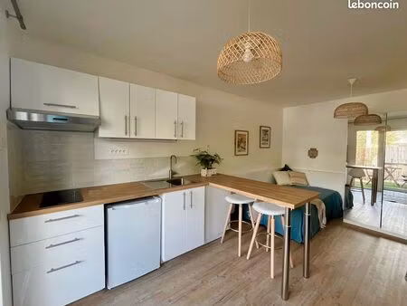 saint-brevin (avenue du président roosevelt)  studio 21m2 meublé avec parking