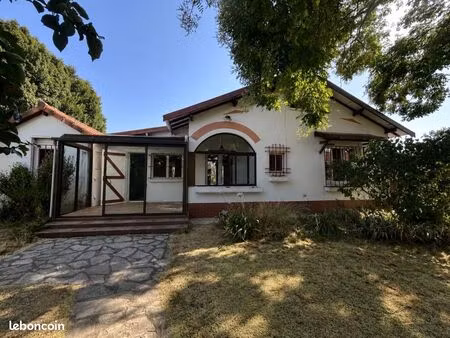 maison 4 pièces 127 m²
