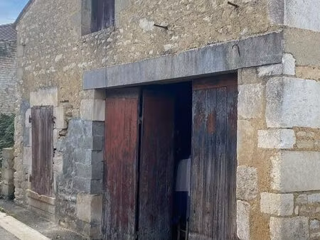 bâtiment ancien à habiliter entièrement