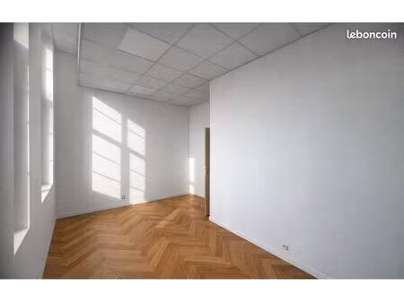 bureau individuel à louer