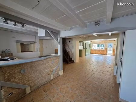 maison de ville à vendre