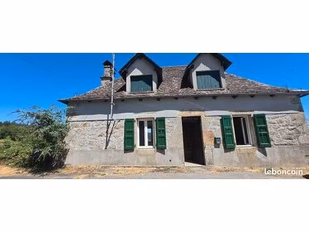 maison proche argentat sur dordogne avec vue