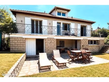 maison 143 m² – 5 chambres – double garage - clim