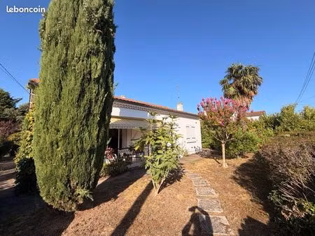 vends pavillon plein pied