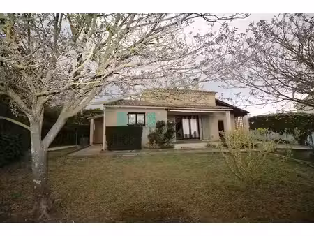 vente maison 5 pièces 117 m² à saint-sauveur-de-cruzières (07460)  185 000 €