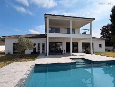 villa récente bergerac pombonne
