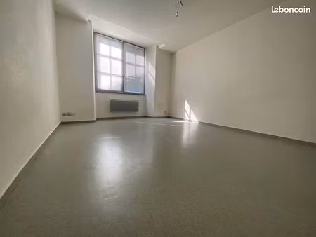 appartement 1 pièce 40 m²