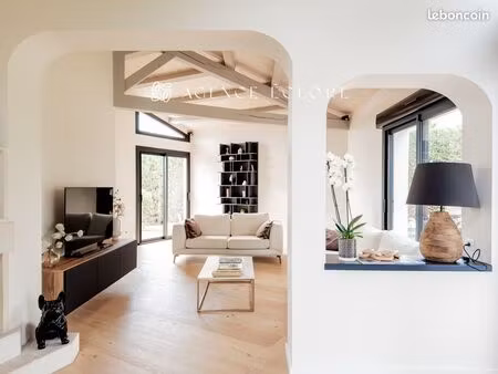 villa 6 pièces 170 m²