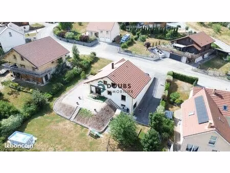 maison 6 pièces 153 m²