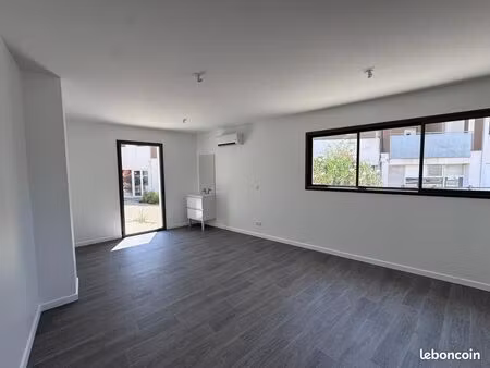 commerce santé 21 m²