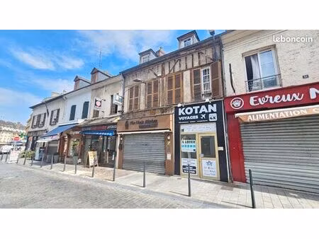 local 44 m² evreux