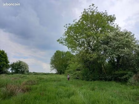terrain de 15 914 m² avec eau et électricité — saint-mards-de-fresne (27230)