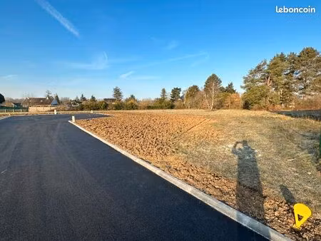 terrain 700 m² maintenon