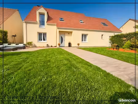 maison 6 pièces 137 m²