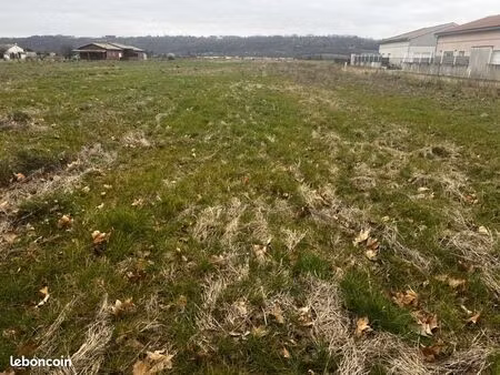 terrain 450 m² saint lys