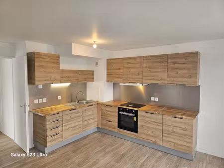 location appartement 4 pièces 86 m² à argenteuil (95100)  1 859 €