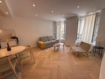 location meublée appartement 2 pièces 38.82 m² à neuilly-sur-seine (92200)  1 990 €
