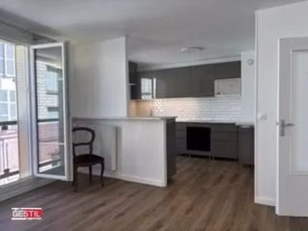location appartement 3 pièces 99.75 m² à pontoise (95000)  1 750 €