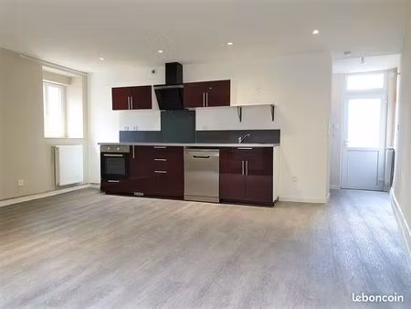 maison avec jardin clos  terrasse et stationnement privatif – montréjeau centre