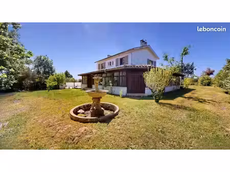 maison 7 pièces 250 m²