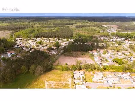 terrain 424 m² salles
