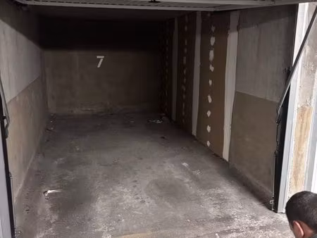 location box  garage fermé  securisé
