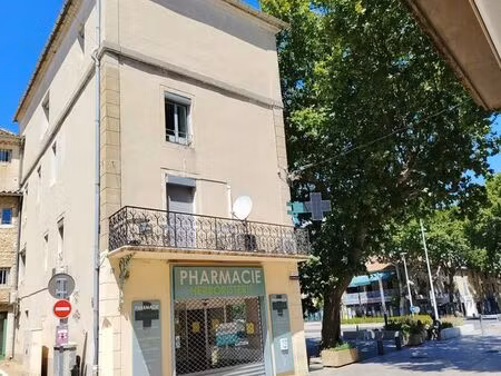 local commercial 200 m² – emplacement n°1 centre-ville
