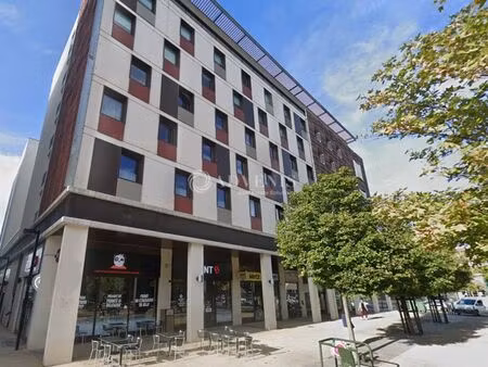 local commercial 1 110 m²
