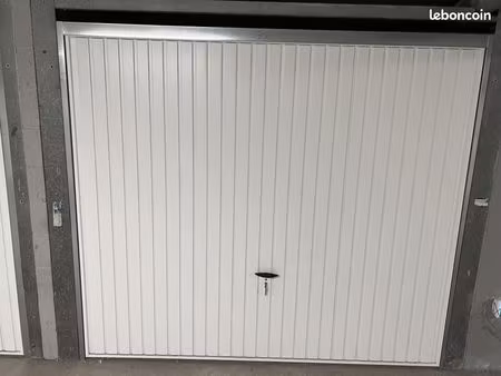 garage/box 13 m² fougeres