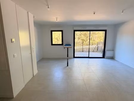 appartement de standing 43 5 m² – maubuisson – à deux pas du lac