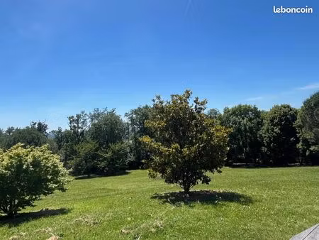 terrain 2 886 m² gratentour